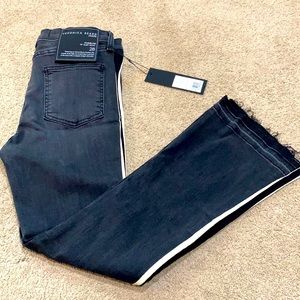 Veronica beard jeans.  Carolyn 10” baby boot cut.
